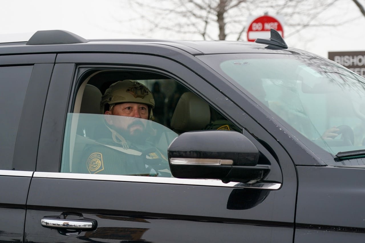 "Dos vidas en peligro: la brutal respuesta de ICE a una pareja de refugiadas venezolanas en Portland"