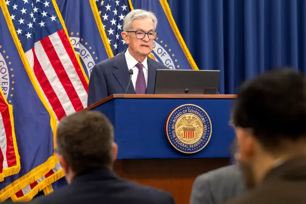La Casa Blanca Descarta Rumores de Una Investigación Federal Contra El Jefe De La Reserva Federal, Según Fuentes Oficiales